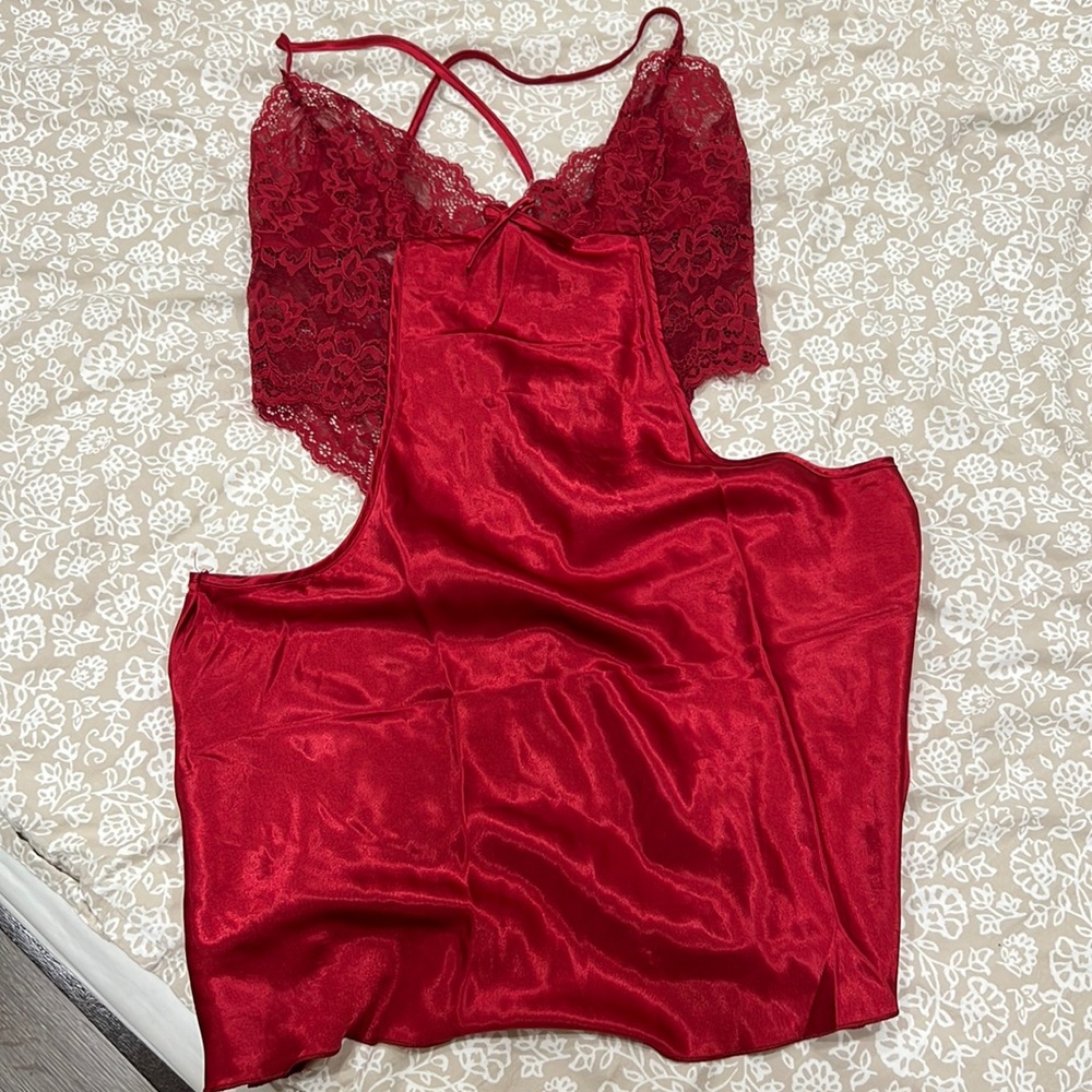 SEXY RED BABYDOLL AND ROBE